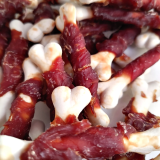 Ласощі AnimAll Snack качка на кістці 500г | Купити для собак